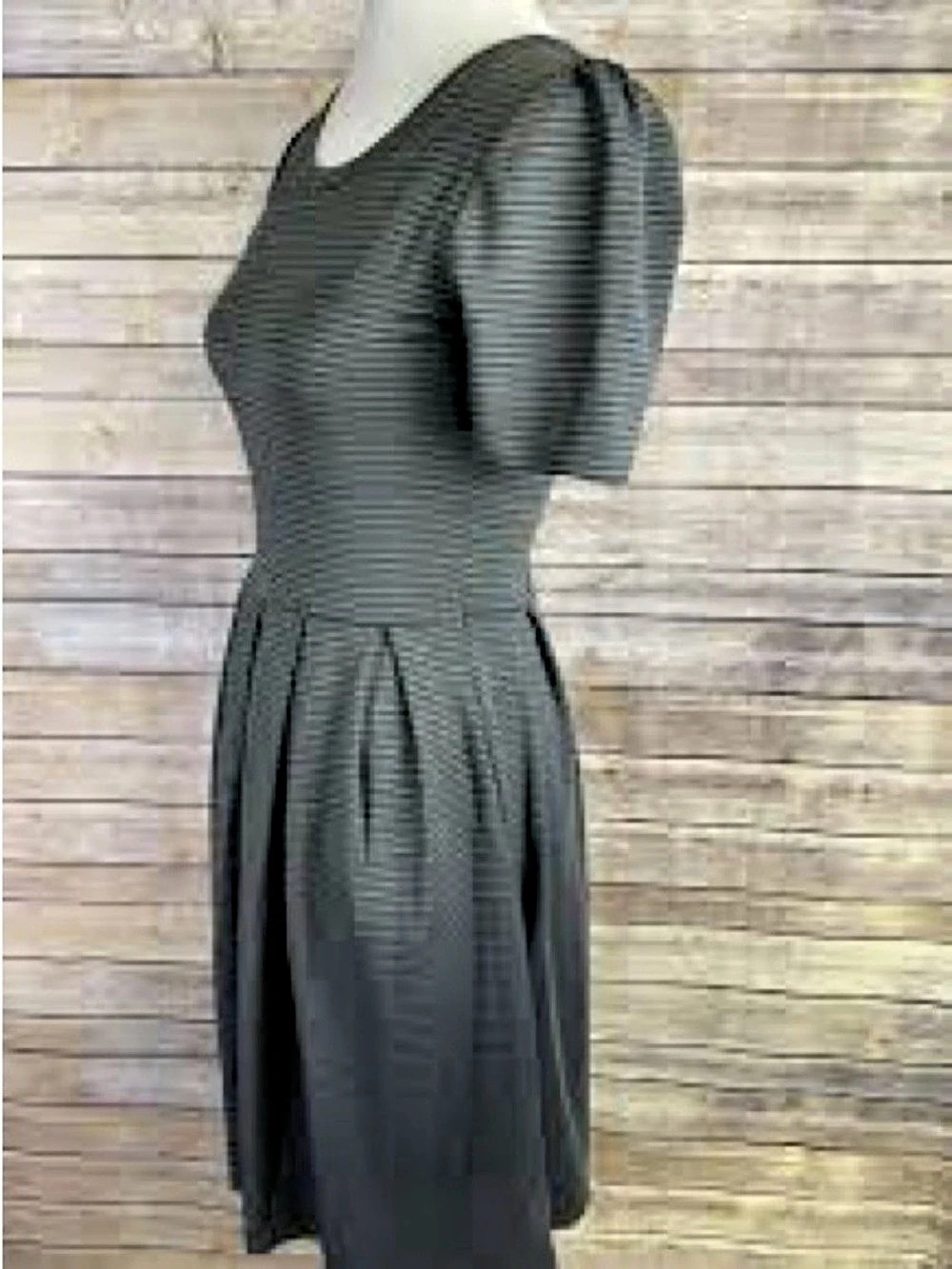 Amalia Small. Amalia. Striped Mini Dress in Green & Blue Size Small NWT